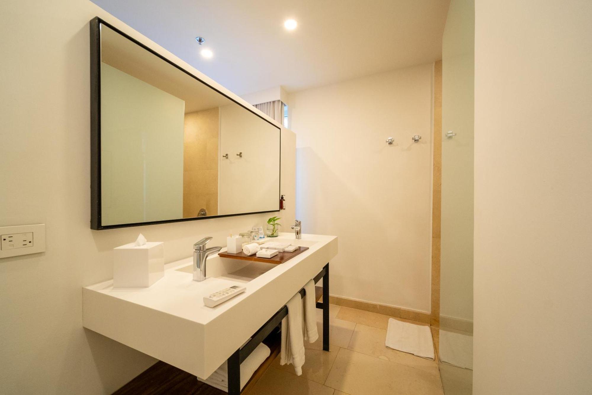 Nacar Hotel Cartagena, Curio Collection By Hilton מראה חיצוני תמונה